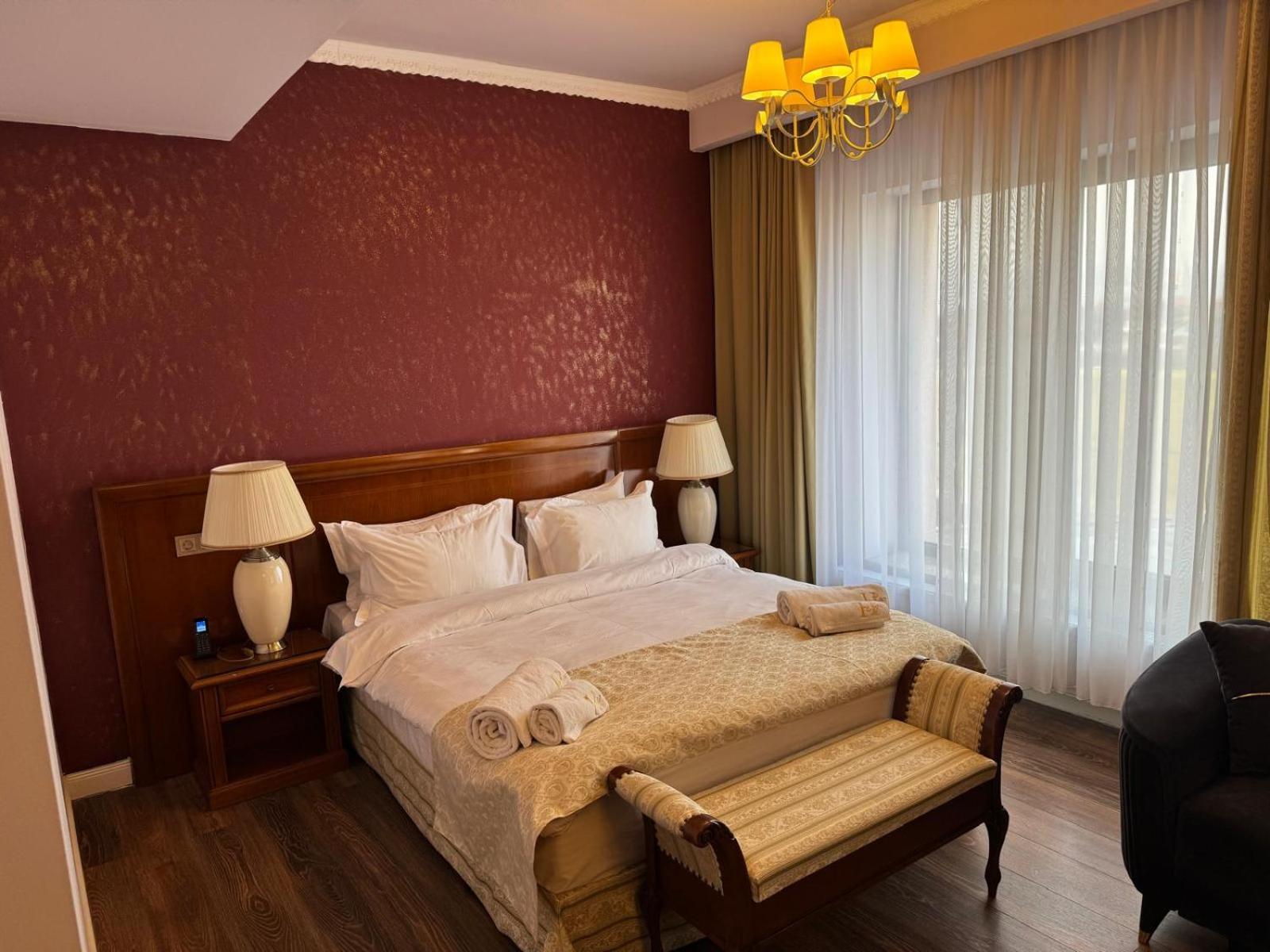 Hotel Hego (Adults Only) Hunedoara Exterior foto