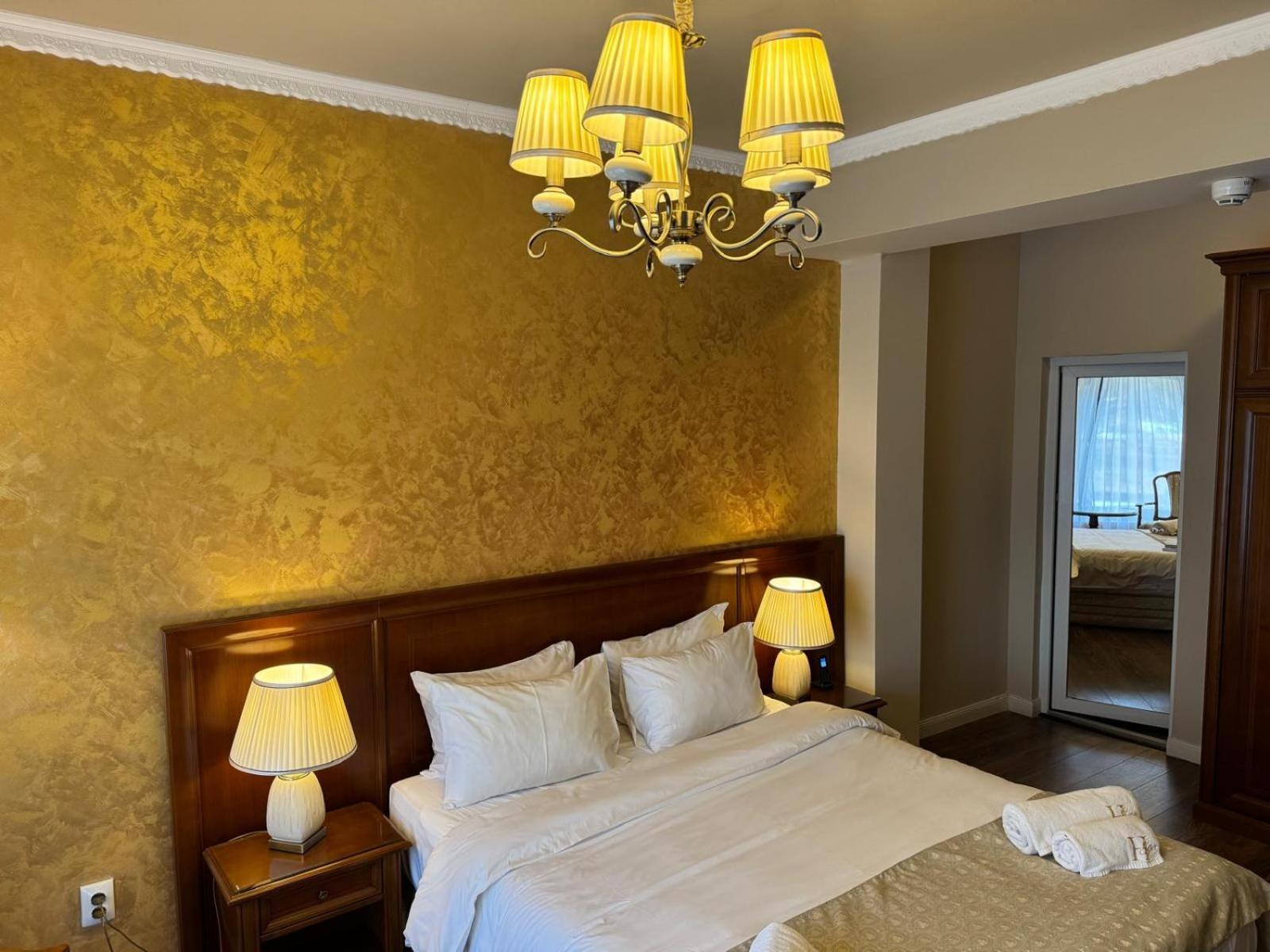 Hotel Hego (Adults Only) Hunedoara Exterior foto